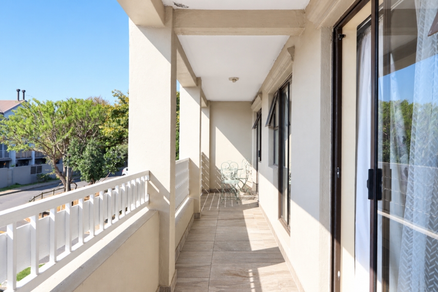 2 Bedroom Property for Sale in Parklands Western Cape